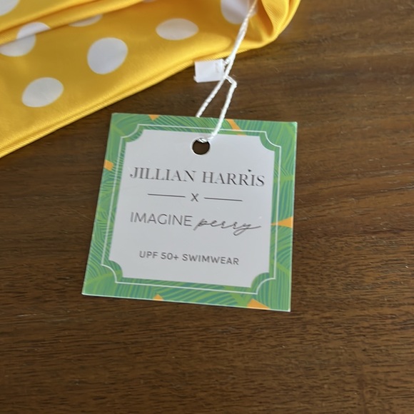 Imagine Perry yellow polka dot bikini for Jilly box - Picture 8 of 10